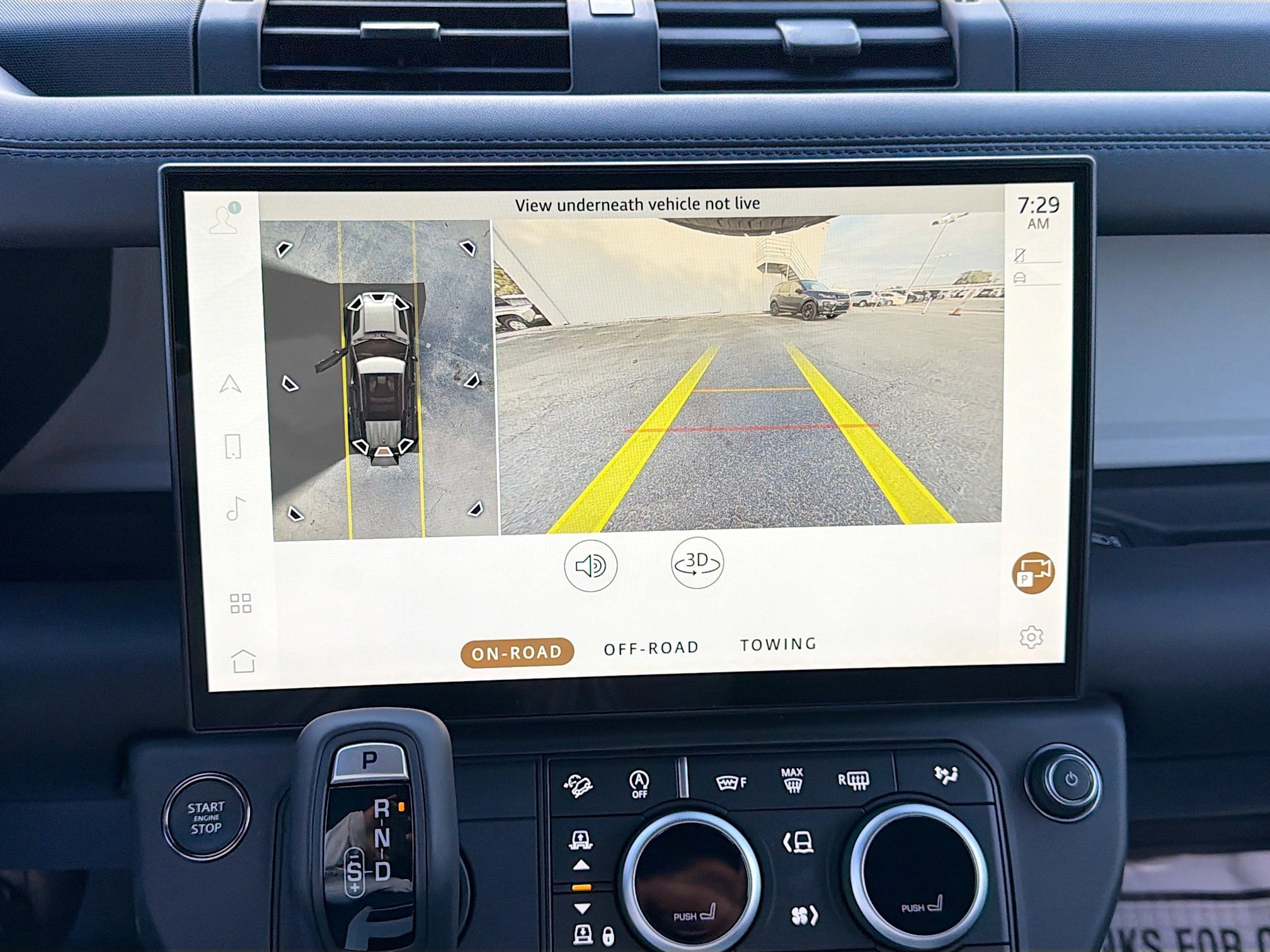 New 2026 Fuji White Land Rover X-Dynamic SE image 33