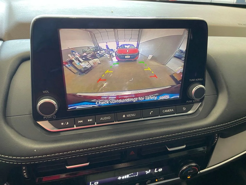 Used 2022 Red Nissan SV image 8