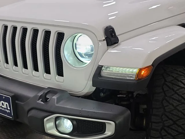 Certified Used 2020 Bright White Clearcoat Jeep Unlimited Sahara image 27