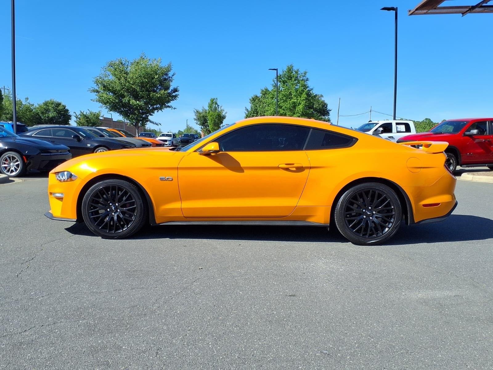 Used 2019 Orange Fury Metallic Tri-Coat Ford GT Premium image 3