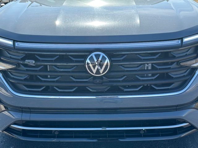 New 2026 Pure Gray Volkswagen 2.0T SEL Premium R-Line image 11