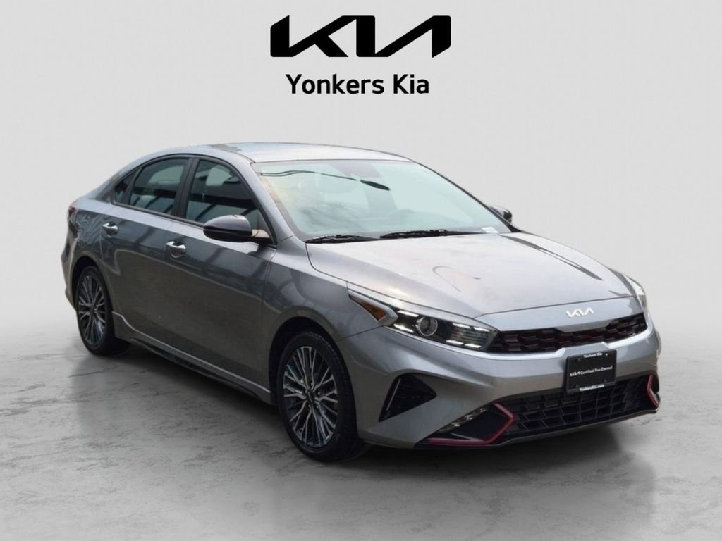 Used 2023 Gray Kia GT-Line image 4