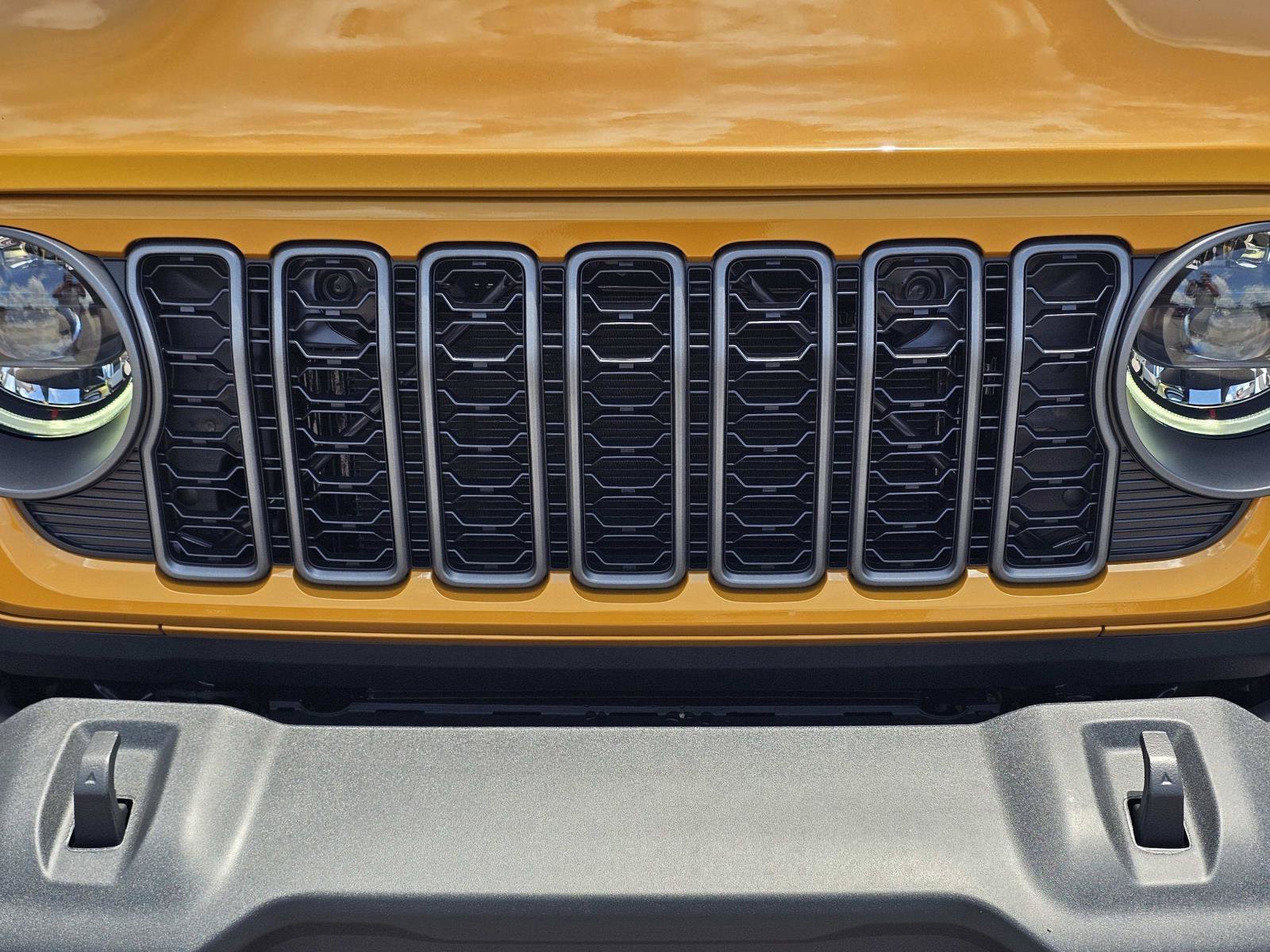 New 2026 Goldilocks Exterior Paint Jeep Sport S image 3