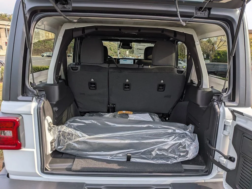 New 2026 Bright White Clearcoat Jeep Sport S image 21