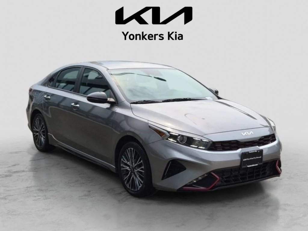 Used 2023 Gray Kia GT-Line image 4