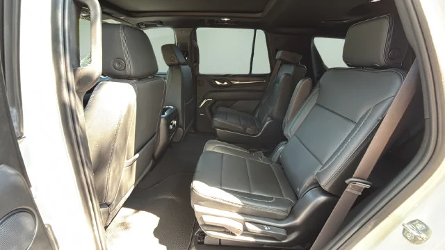 Used 2023 White GMC Denali image 20