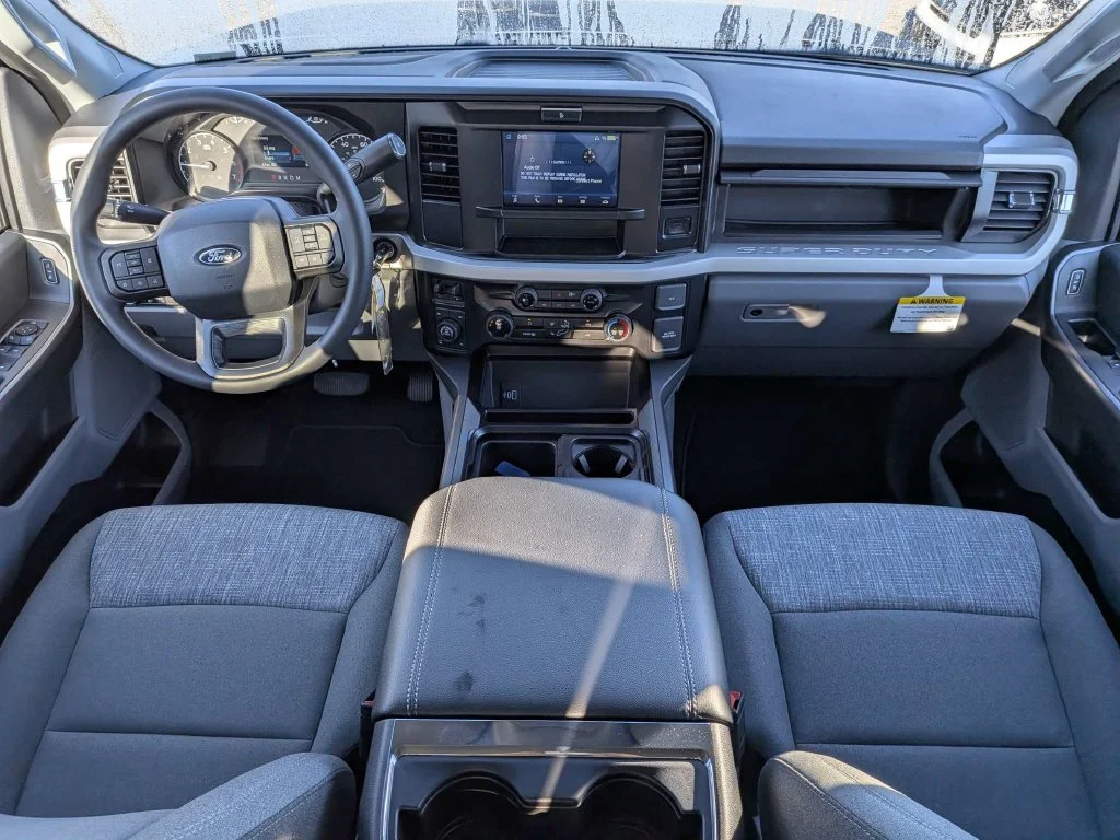 New 2027 Carbonized Gray Metallic Ford F-250® XLT image 11