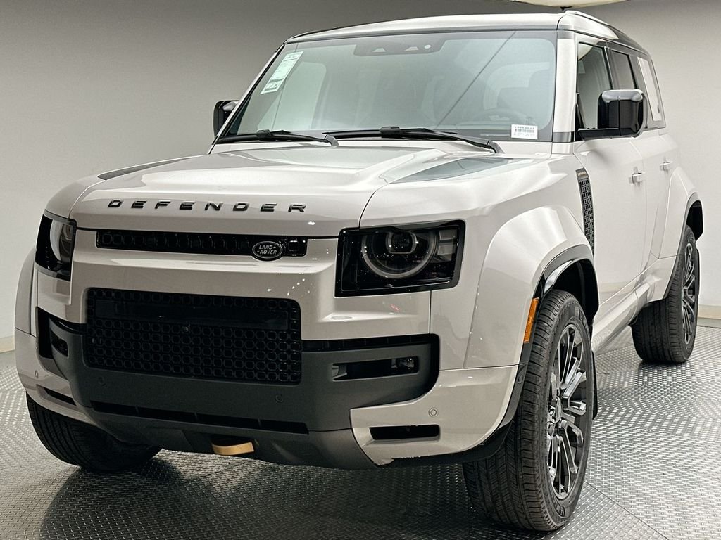 New 2026 Borasco Grey Land Rover OCTA image 1