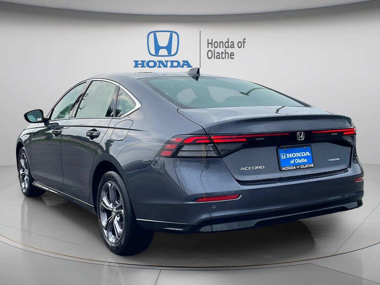 New 2026 Meteorite Gray Metallic Honda EX-L image 5