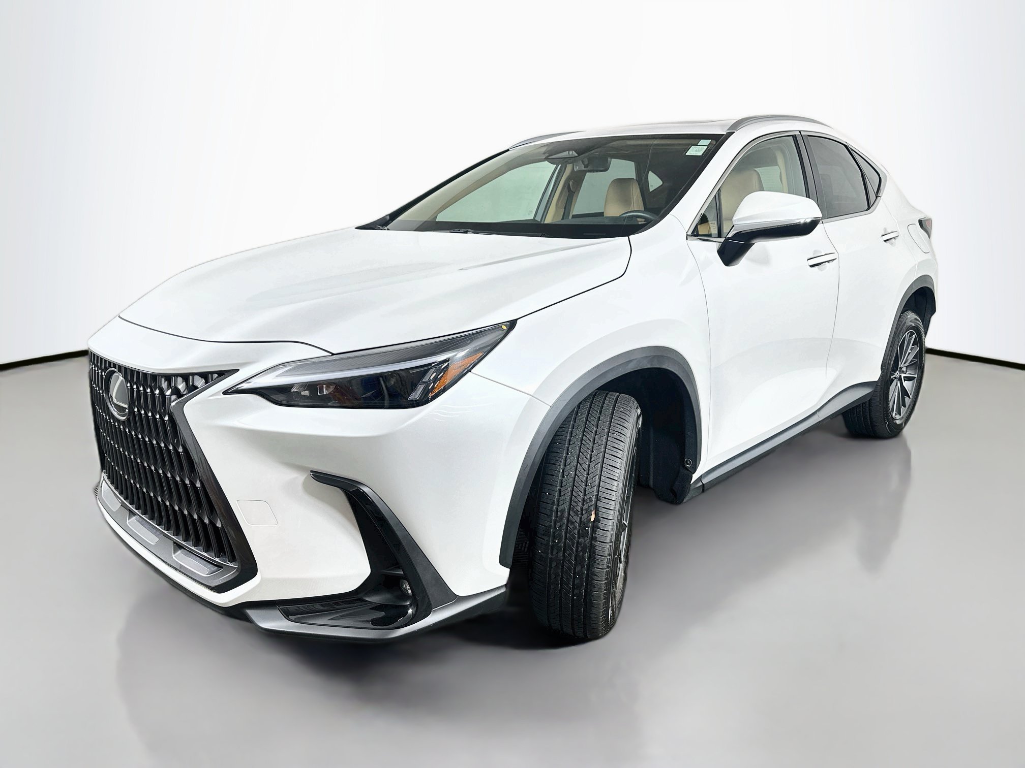 Certified Used 2024 White Pearl Lexus 350h image 3