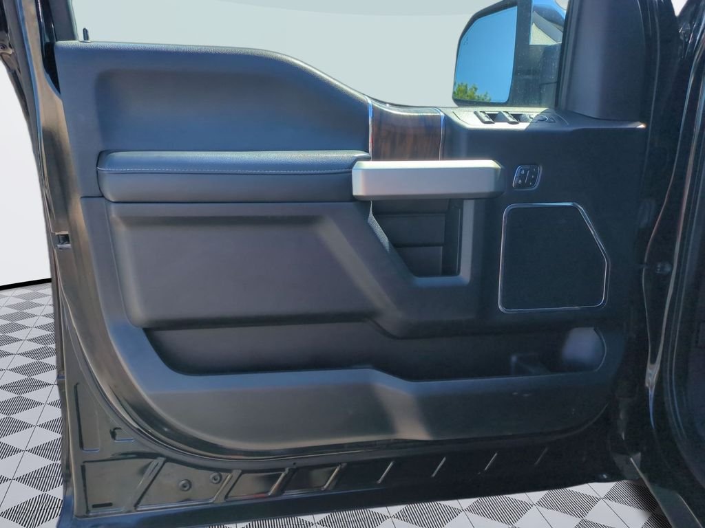 Used 2020 Black Ford Lariat image 10