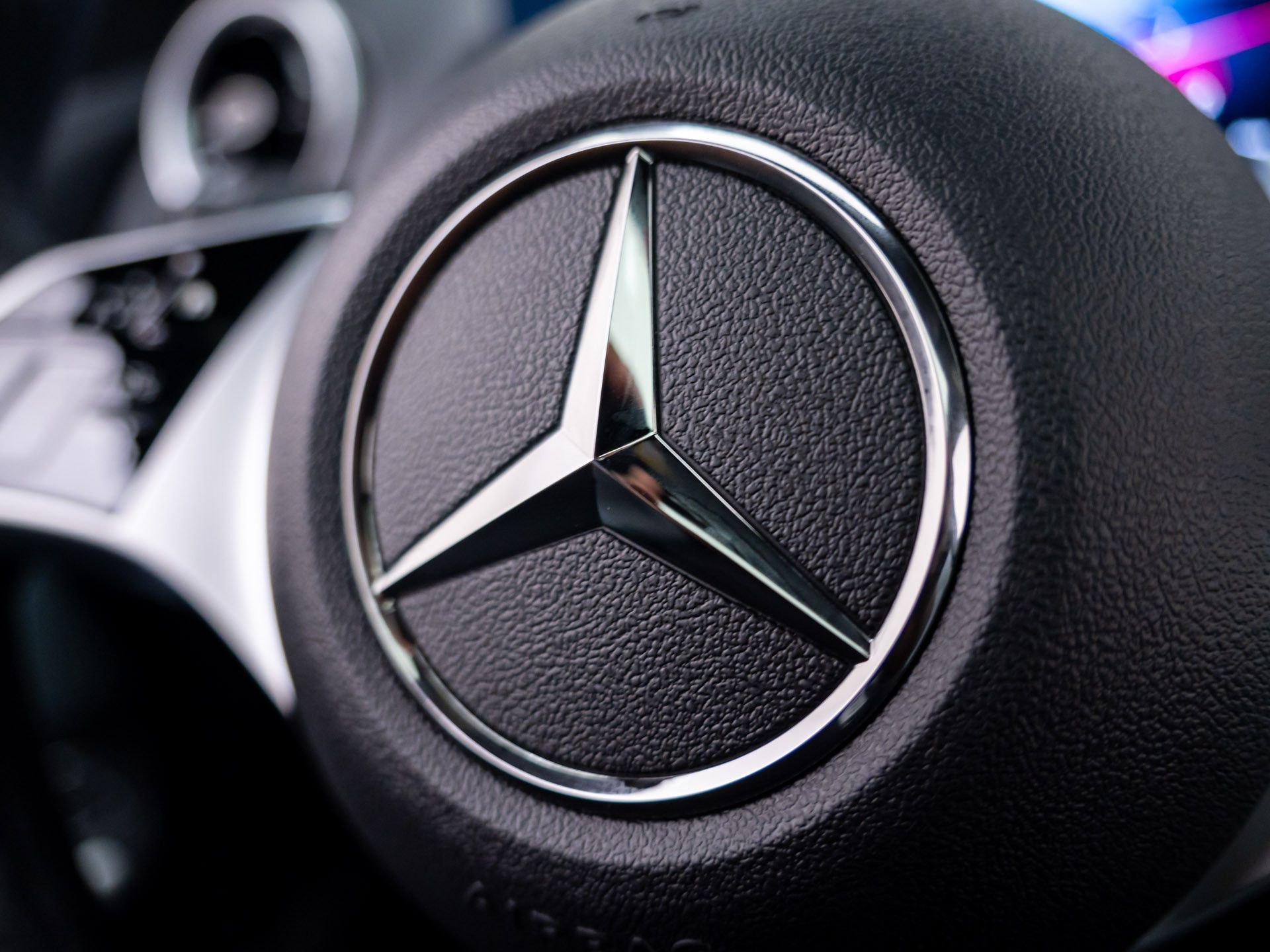 New 2026 Blue Mercedes-Benz GLB 250 image 25