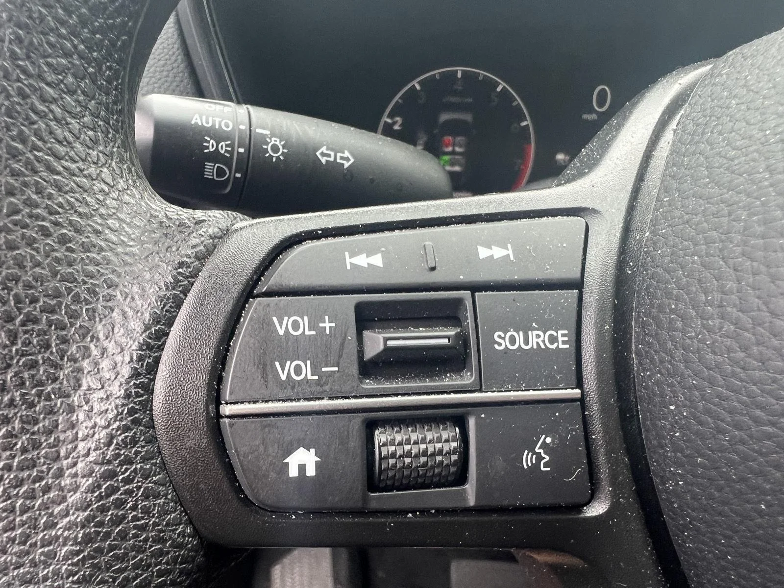 Used 2025 Meteorite Gray Metallic Honda EX image 13