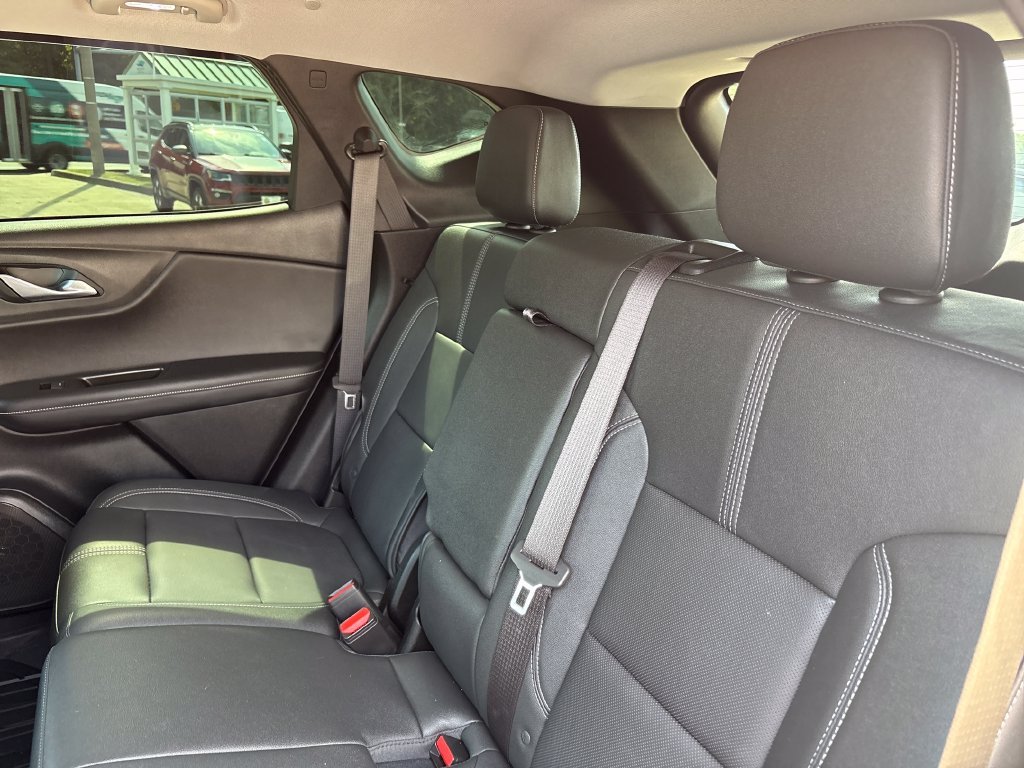 Used 2023 Black Chevrolet LT image 32