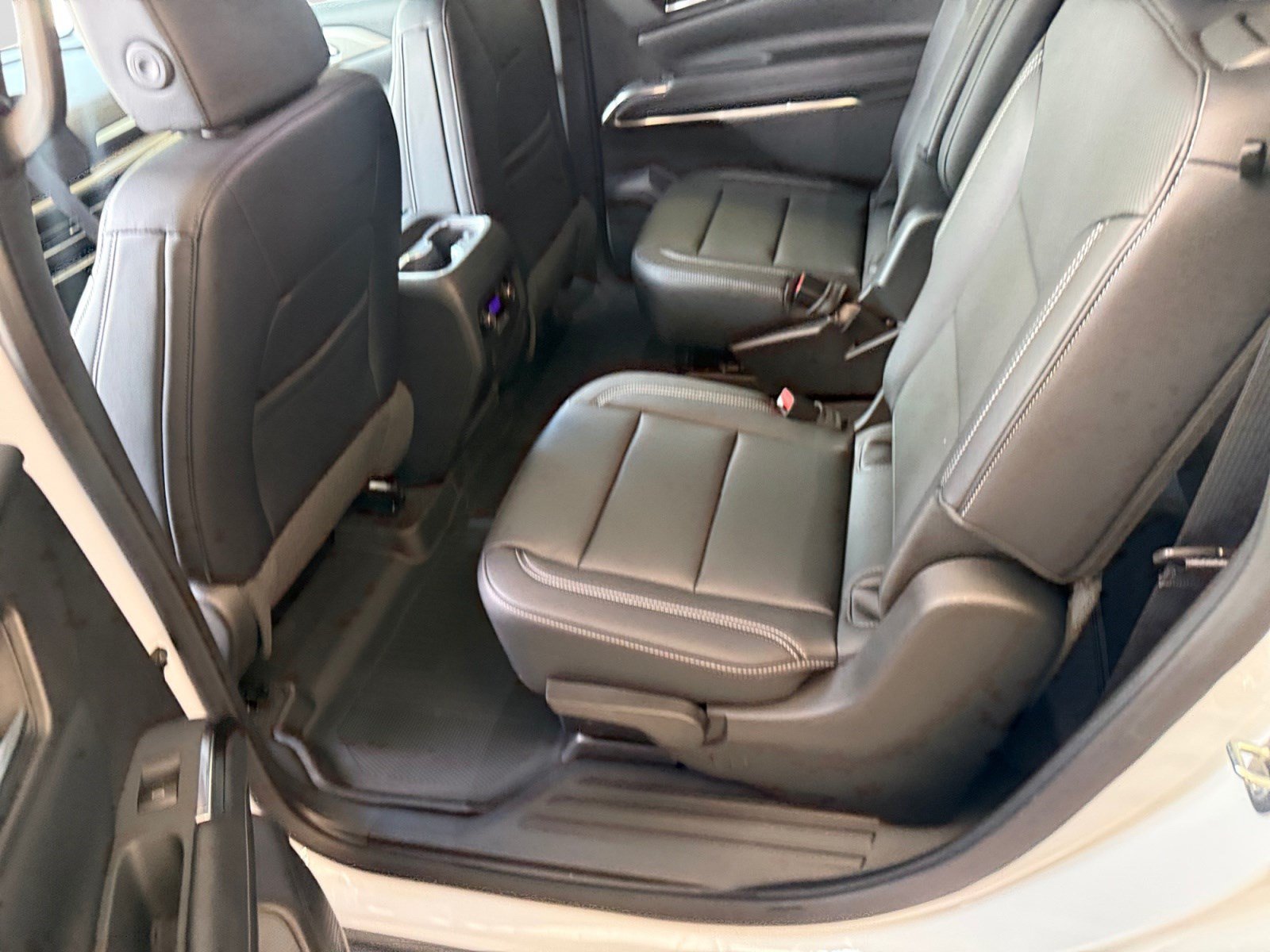 2027 Chevrolet Traverse LT - Photo 18