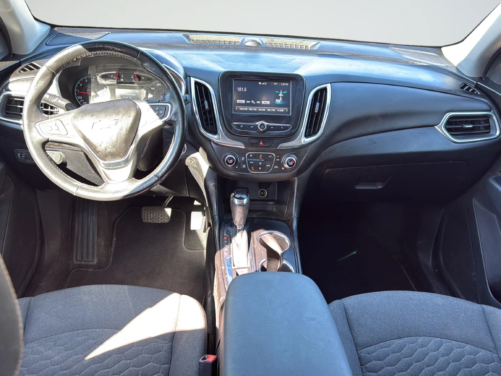 Used 2018 Gray Chevrolet LT image 9