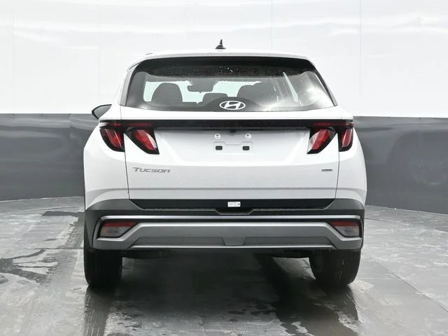 New 2026 White Hyundai SE image 2