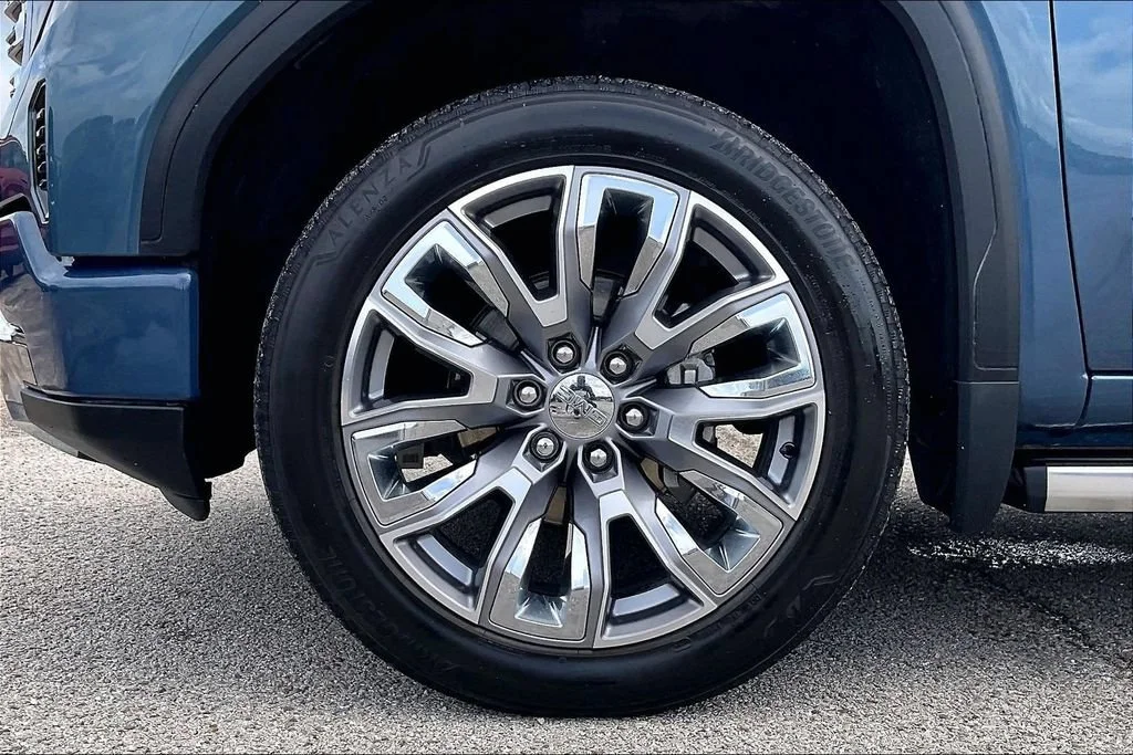 Used 2024 Downpour Metallic GMC Denali image 35