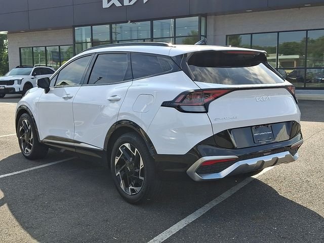 Used 2023 White Kia SX-Prestige image 5