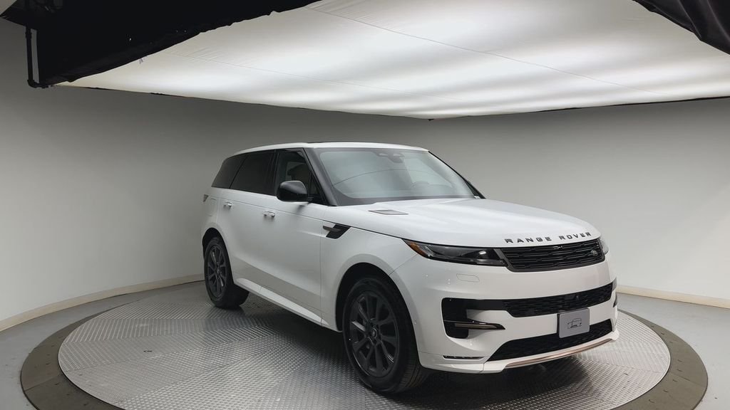 Certified Used 2025 Fuji White Land Rover Dynamic SE image 8