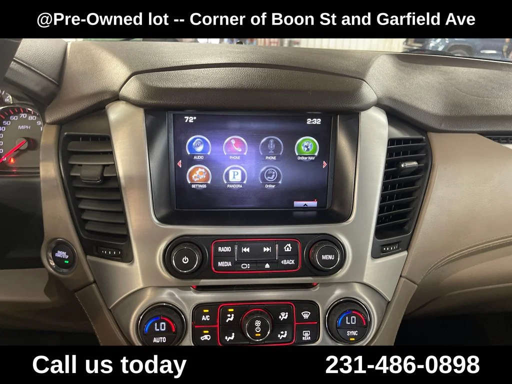 Used 2015 Silver GMC SLT image 19