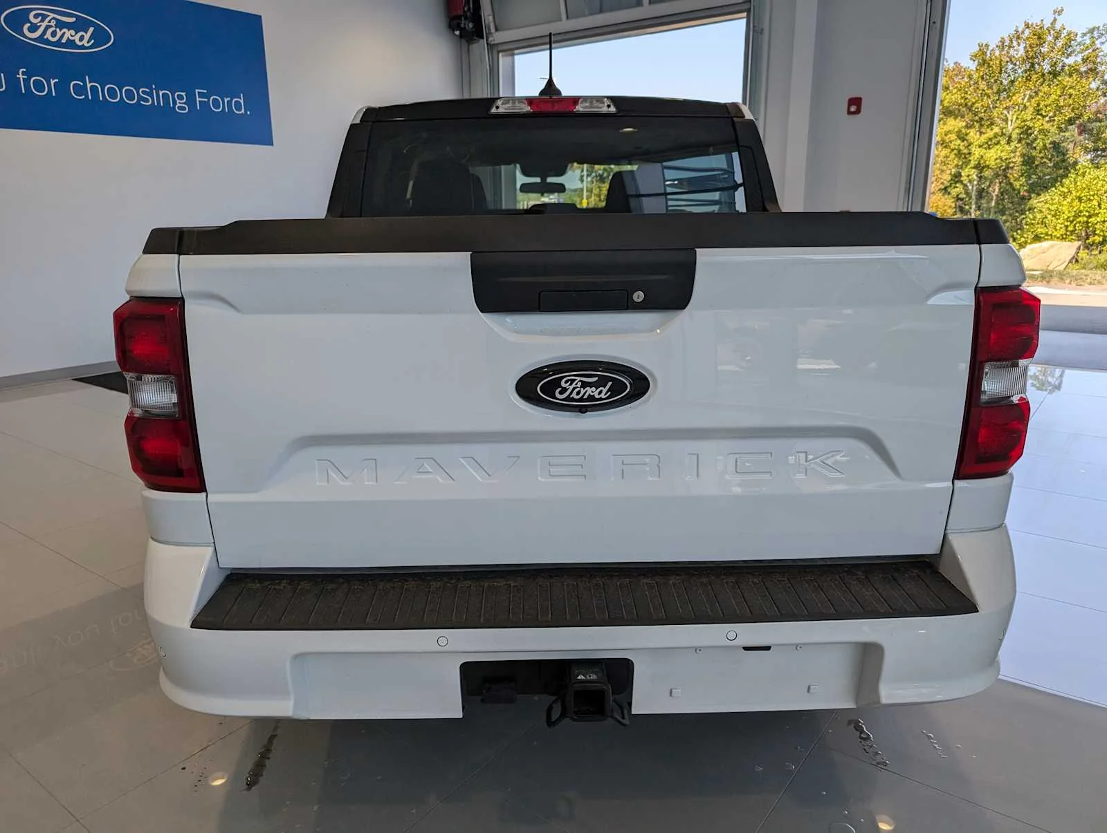 New 2025 Oxford White Ford Lobo™ image 7