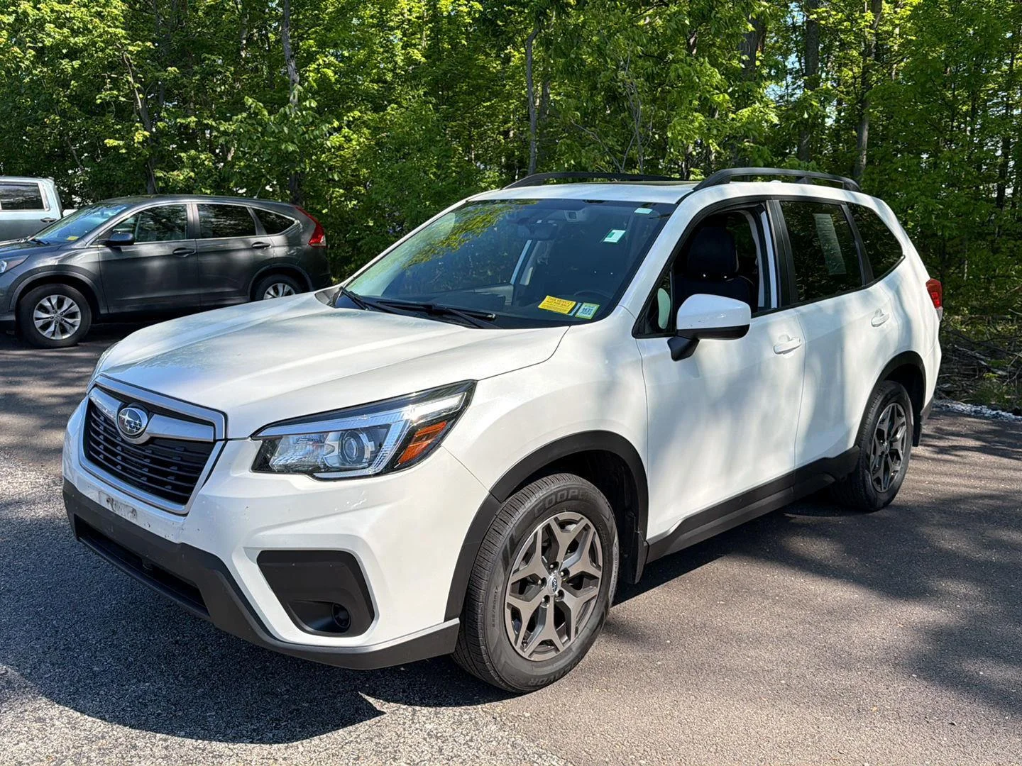 Used 2019 Crystal White Pearl Subaru Premium image 9