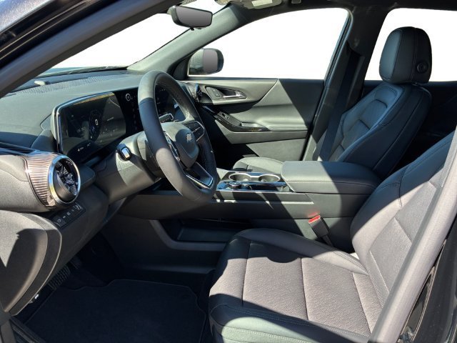 2027 Chevrolet Equinox LT - Photo 11