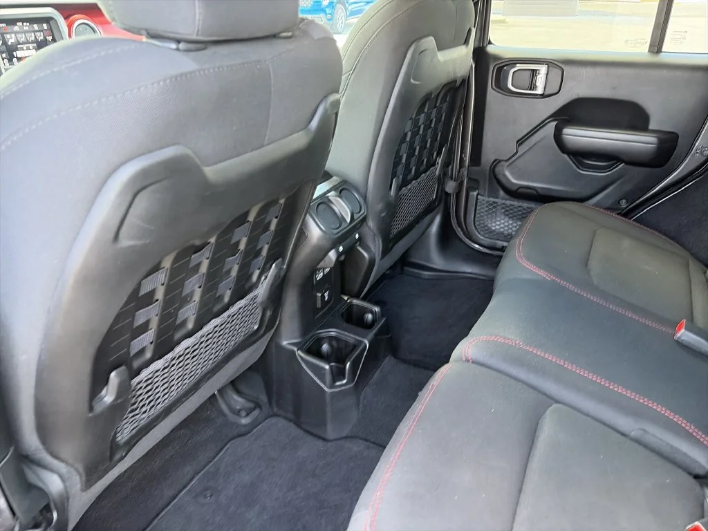 Certified Used 2021 Gray Jeep Unlimited Rubicon image 26