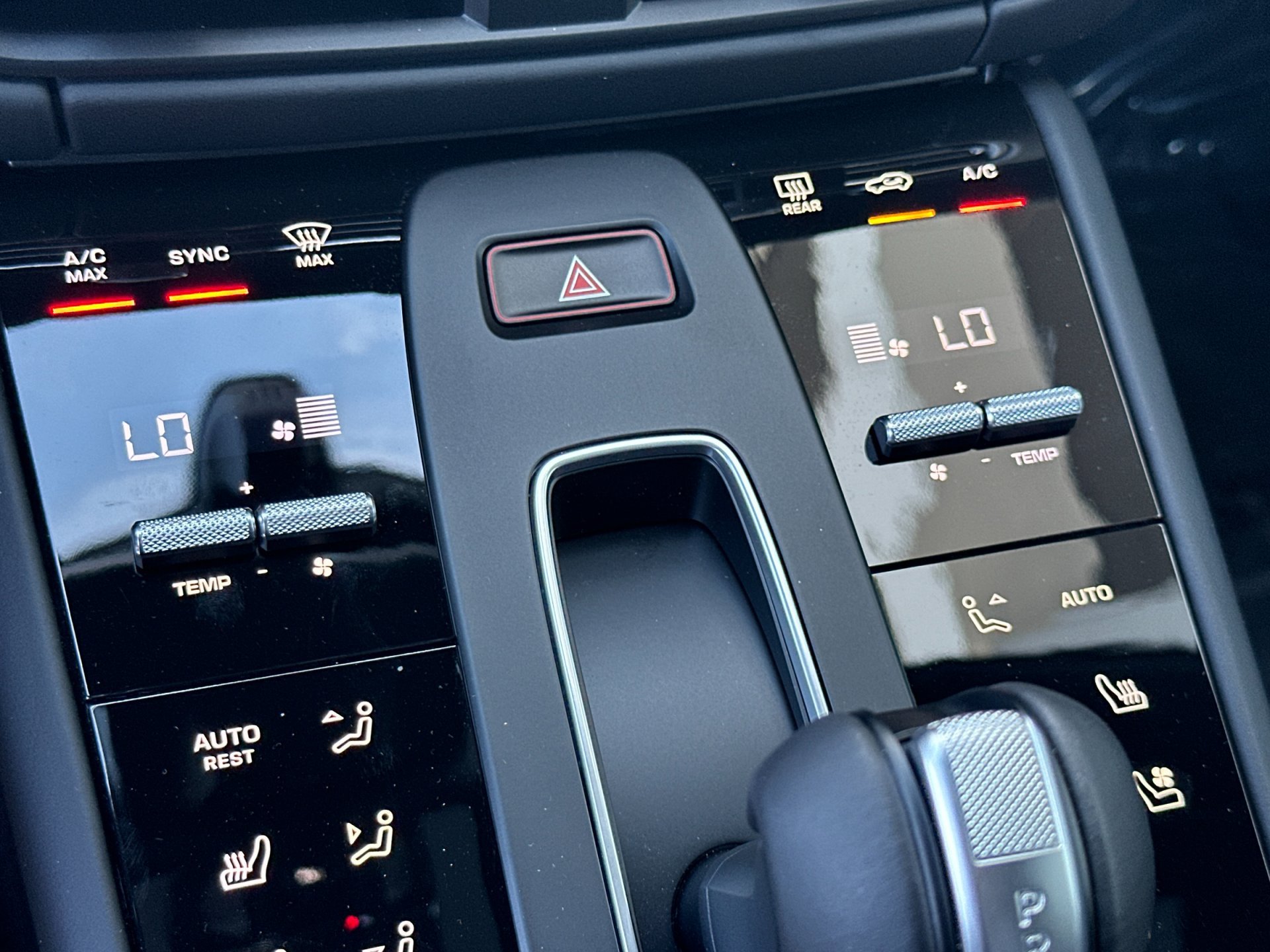 2026 Porsche Macan S - Photo 19