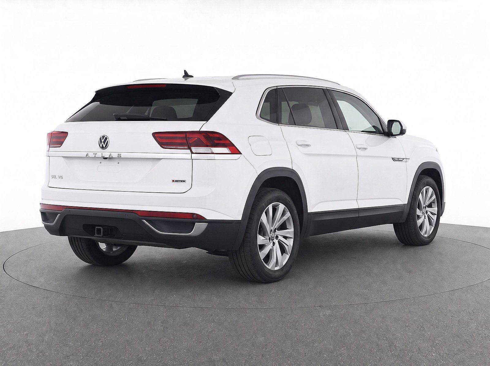 Used 2020 White Volkswagen 3.6L V6 SEL image 4