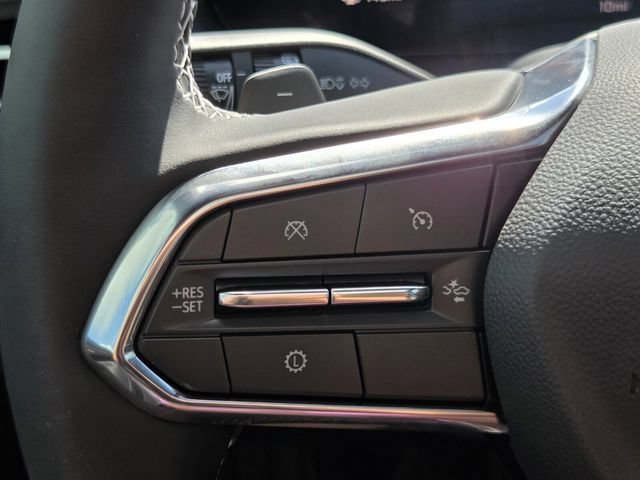 2027 Chevrolet Traverse LT - Photo 16