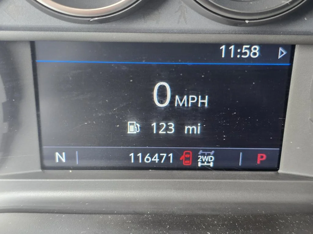 Used 2019 Summit White Chevrolet LT image 14