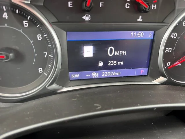 Used 2022 Quicksilver Metallic GMC AT4 image 23