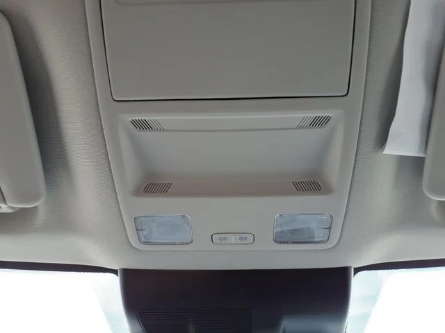 Used 2024 Blue Ford XLT image 33