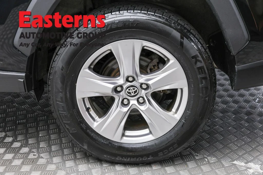 Used 2023 Black Toyota XLE image 8