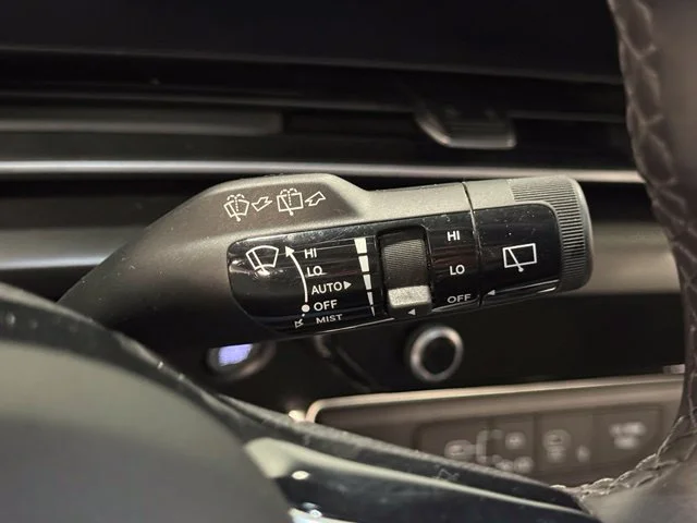 Used 2025  Kia SX image 17