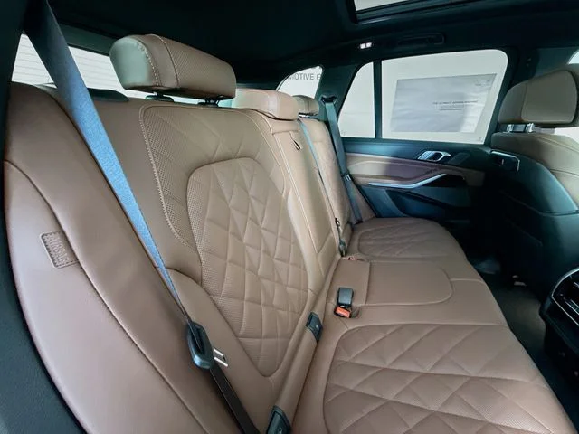 Used 2026 Gray BMW xDrive50e image 29