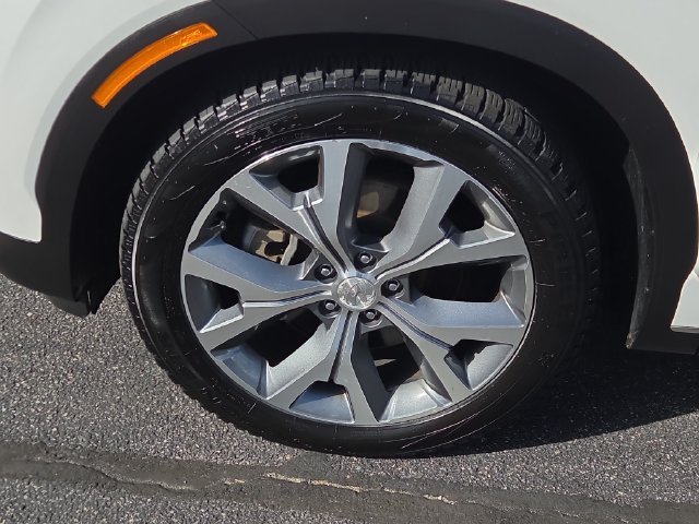 Used 2020 White Hyundai SEL image 4