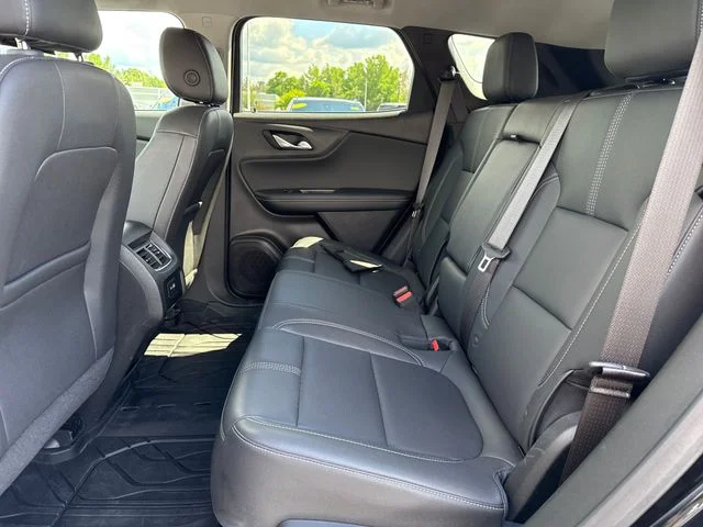 Used 2024 Black Chevrolet 3LT image 30