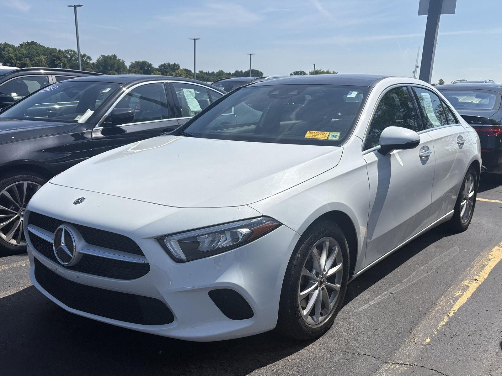 Used 2020 Digital White Pearl Metallic Mercedes-Benz A 220 image 3