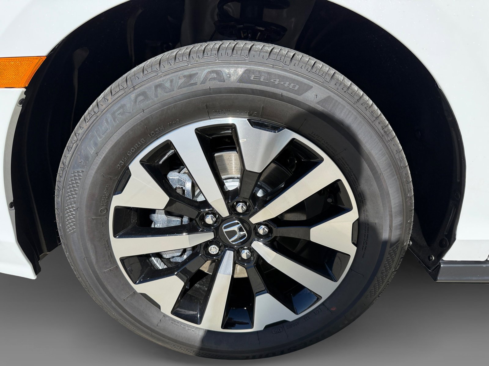 2026 Honda Odyssey EX-L - Photo 9