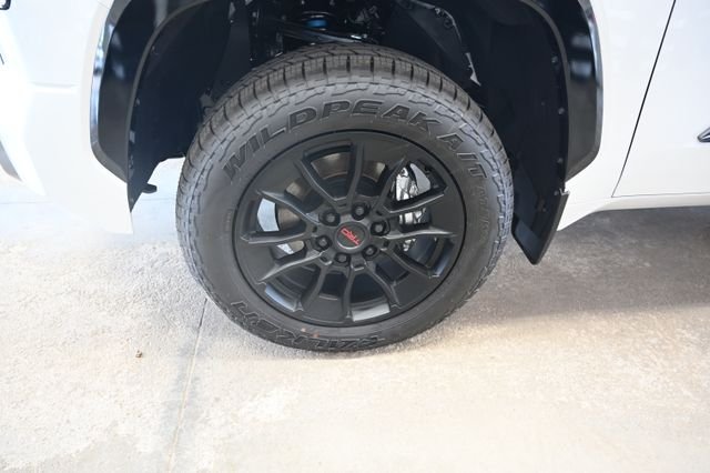 New 2026 Wind Chill Pearl <sup>1</sup> Toyota  Platinum image 35