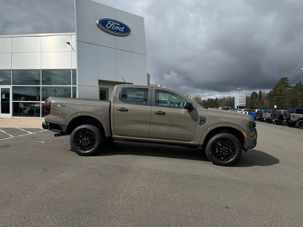 New 2025 Marsh Gray Ford XLT image 2