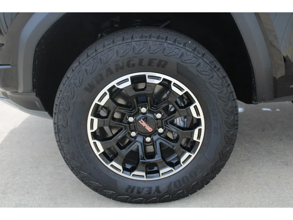 New 2026 ONYX BLACK GMC 4WD AT4 image 12