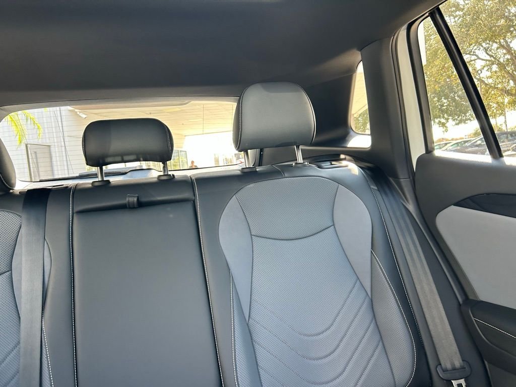 New 2026 White/off-white Volkswagen 2.0T SE R-Line Black image 12