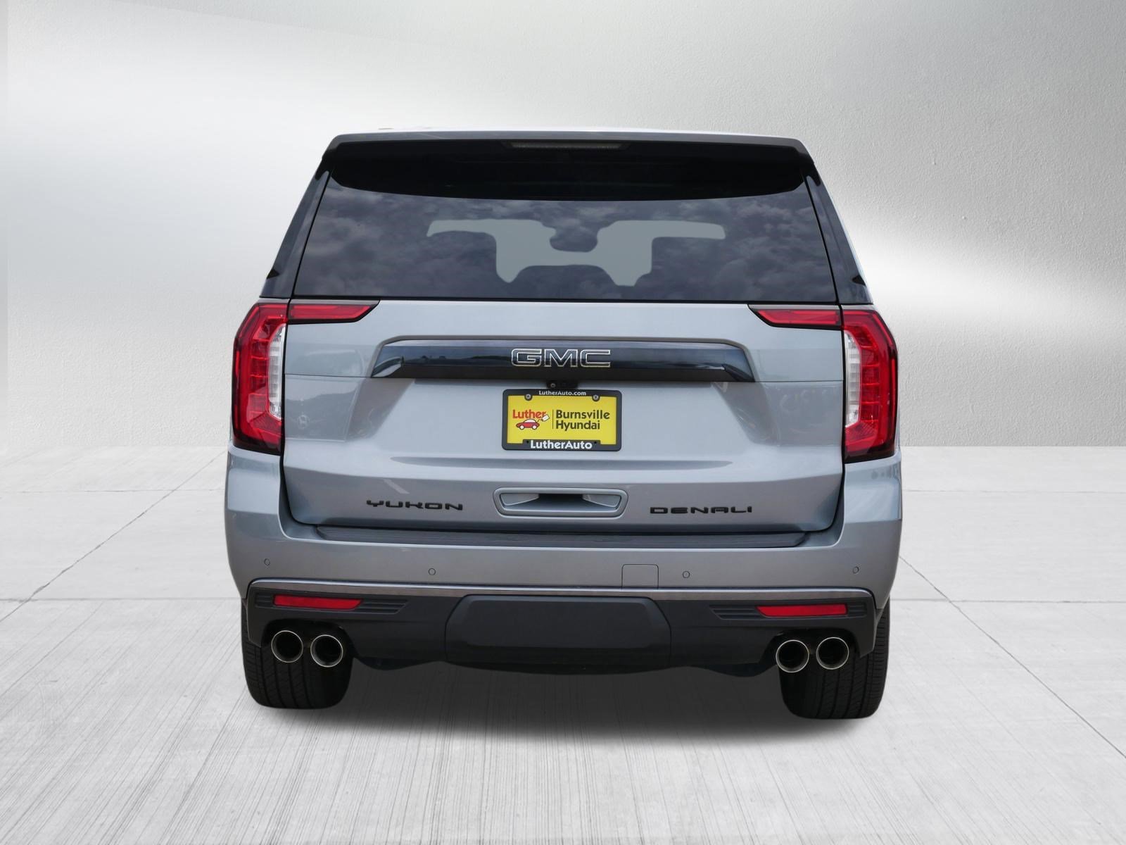 2024 GMC Yukon Denali Ultimate - Photo 6