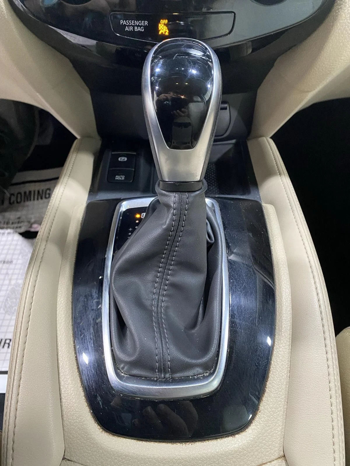 Used 2020 Midnight Pine Metallic Nissan SL image 28