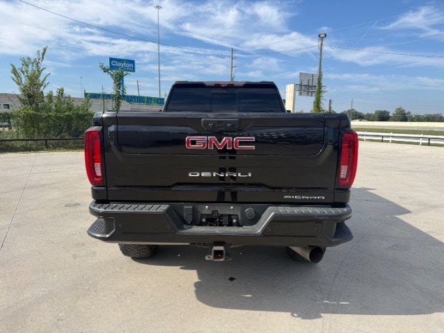 Used 2021 Ebony Twilight Metallic GMC Denali image 4