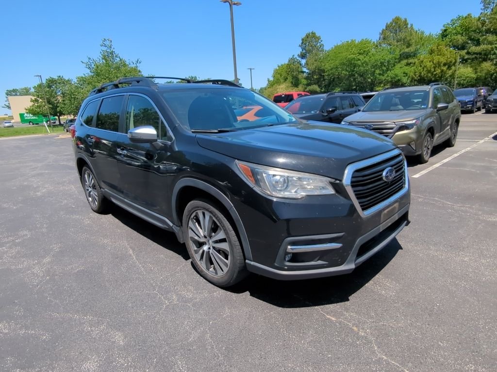 2019 Subaru Ascent Touring's photo